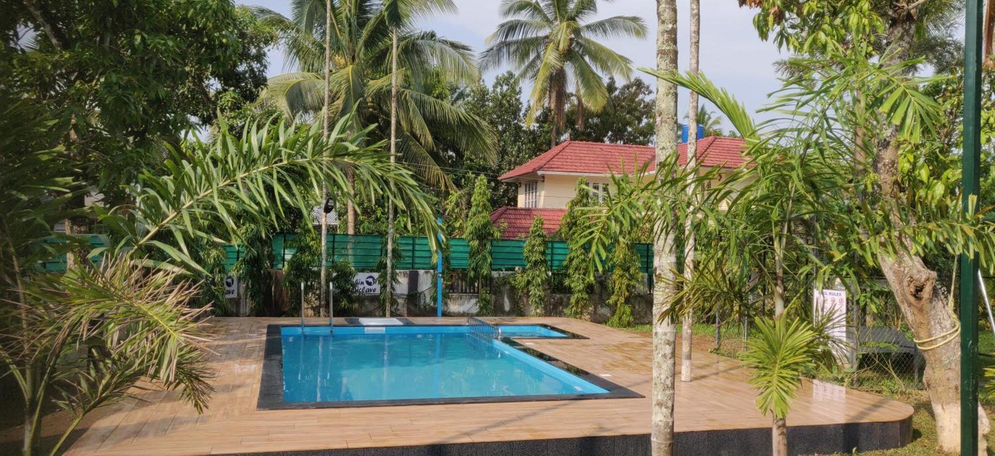 Dolphin Enclave Service Studio Apartments Kalpatta Zewnętrze zdjęcie
